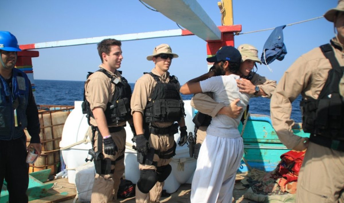 JAV karo jūrininkai išvadavo piratų pagrobtus iraniečius