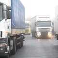 Kroviniai ima vėluoti: vežėjai Baltarusijoje susiduria su nauja patikrinimų taktika