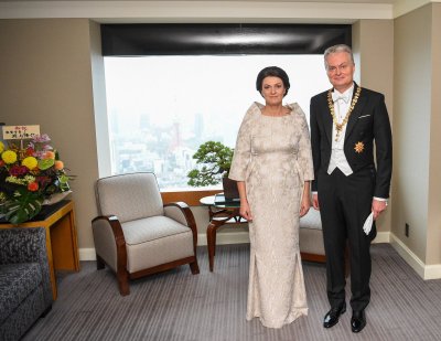 Lietuvos prezidentas Gitanas Nausėda ir pirmoji ponia Diana Nausėdienė vieši Japonijoje