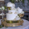 60 tūkst. eurų kainavęs karališkasis vestuvių tortas – ypatingo skonio netradiciškas pasirinkimas