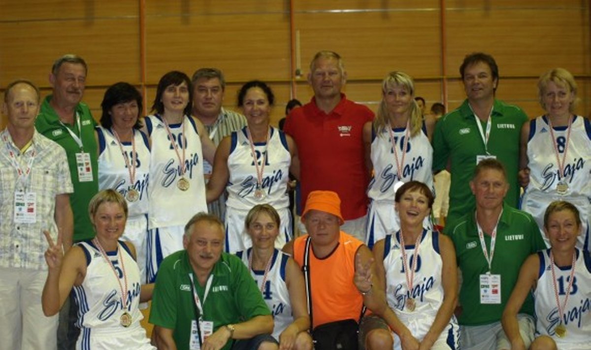Lietuvos veteranų krepšininkų delegacija
