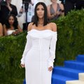 K. Kardashian užuojauta Mančesterio aukų šeimoms sukėlė pasipiktinimo bangą: kodėl tu juokiesi?