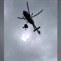 Ispanijos policijos sraigtasparnis skubėjo į pagalbą nuo 15 metrų skardžio nukritusiam turistui