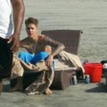 J. Bieberis Panamos paplūdimyje vedė iš proto gerbėjas