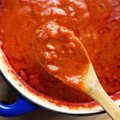Kaip patiems pasigaminti skanų ir tirštą pomidorų padažą