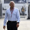 R. Dennisas patvirtino išeinantis iš „McLaren“ komandos