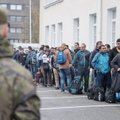 Suomijoje pabėgėliai savo noru dirba už dyką