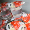 Vyriausybė pritaria, kad reikia uždrausti alkoholio prekybą „jogurtiniuose“ indeliuose