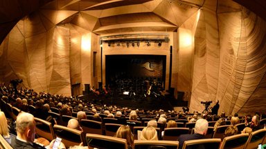 Publikai atsivėrė nauji Klaipėdos valstybinio muzikinio teatro rūmai