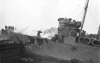 Vokiečių daryta "HMS Campbeltown" nuotrauka prieš pat sprogimą