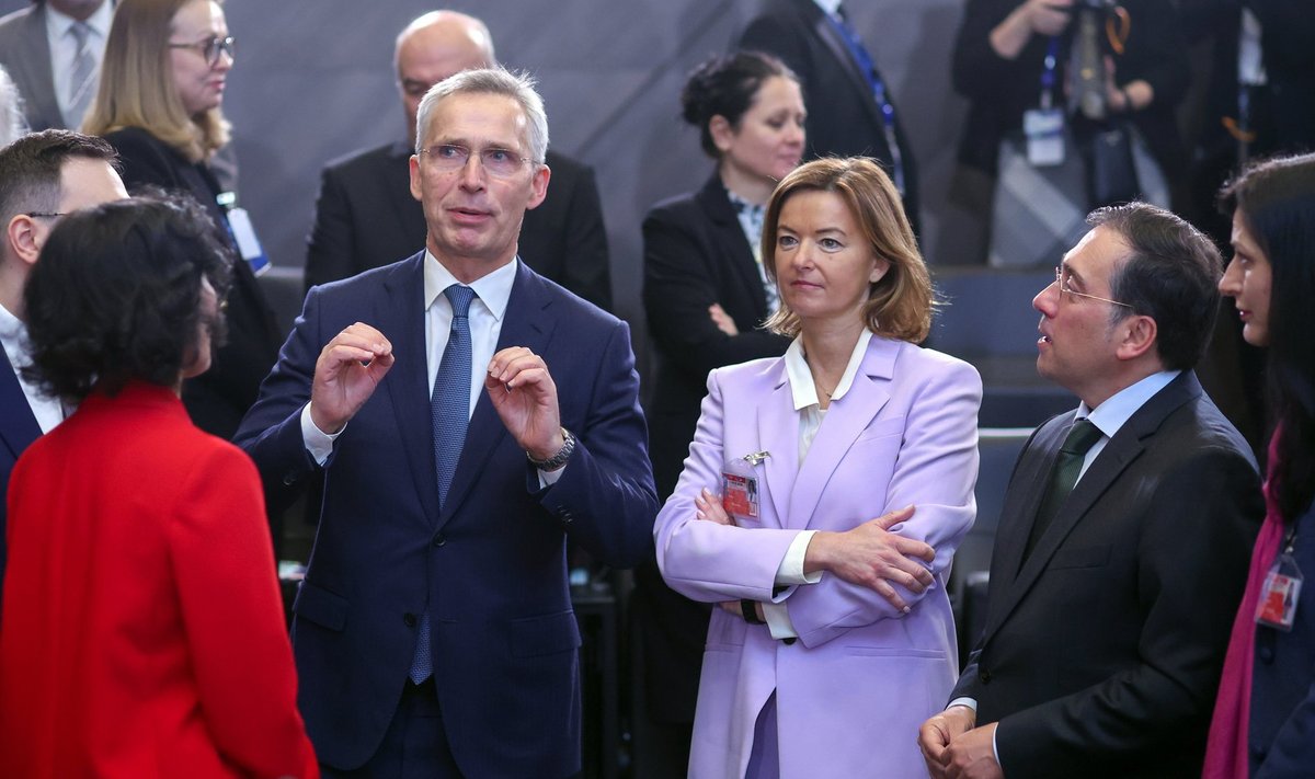 NATO užsienio reikalų ministrų susitikimas Briuselyje