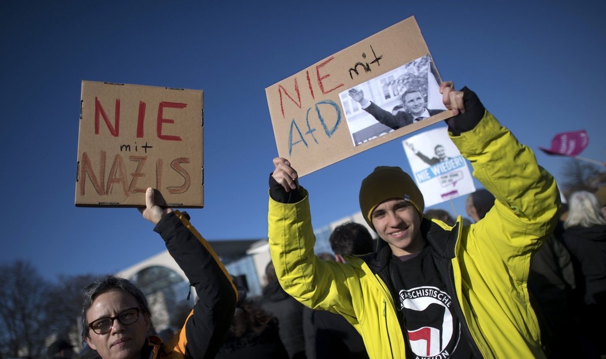 Protestas Tiuringijoje prieš paktą su AfD