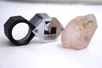 Lulo Rose 170 karatų deimantas, aptiktas Angoloje.