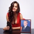 Su V. Putinu siejama 40 metų už jį jaunesnė gražuolė: kas ji?
