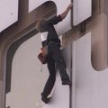 „Žmogus-voras“ įkopė į dangoraižį Paryžiuje