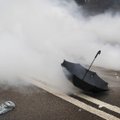 50 metų Honkonge nematyti neramumai: dešimtys tūkstančių susirėmė su policija, žmonės šturmavo valstybinius pastatus
