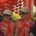 Į šventę Kinijoje susirinko 200 dvynių porų