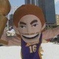 „Muilinių“ lenktynes Los Andžele laimėjo „Lakers“ komanda