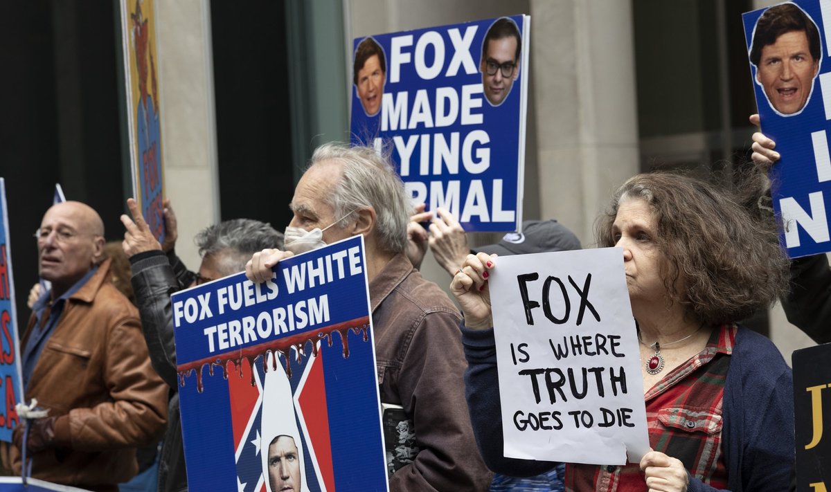Protestai prieš "Fox News"