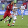 Meksikiečių gynėjų dėmesį kaustęs C. Ronaldo aikštę paliko nusivylęs: Meksika išplėšė tašką