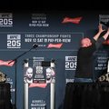 Чемпион UFC Макгрегор устроил из пресс-конференции целое шоу