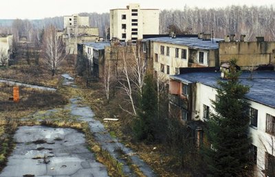 Apleisti daugiabučiai Černobylyje