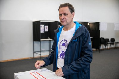 Lietuvos lenkų rinkimų akcijos-Krikščioniškų šeimų sąjungos pirmininkas W. Tomaszewski balsavo Europos Parlamento rinkimuose