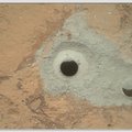 Marsaeigis "Curiosity" paėmė svarbų uolienos mėginį