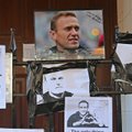 Мать Навального не пускают в морг, где должно находиться его тело