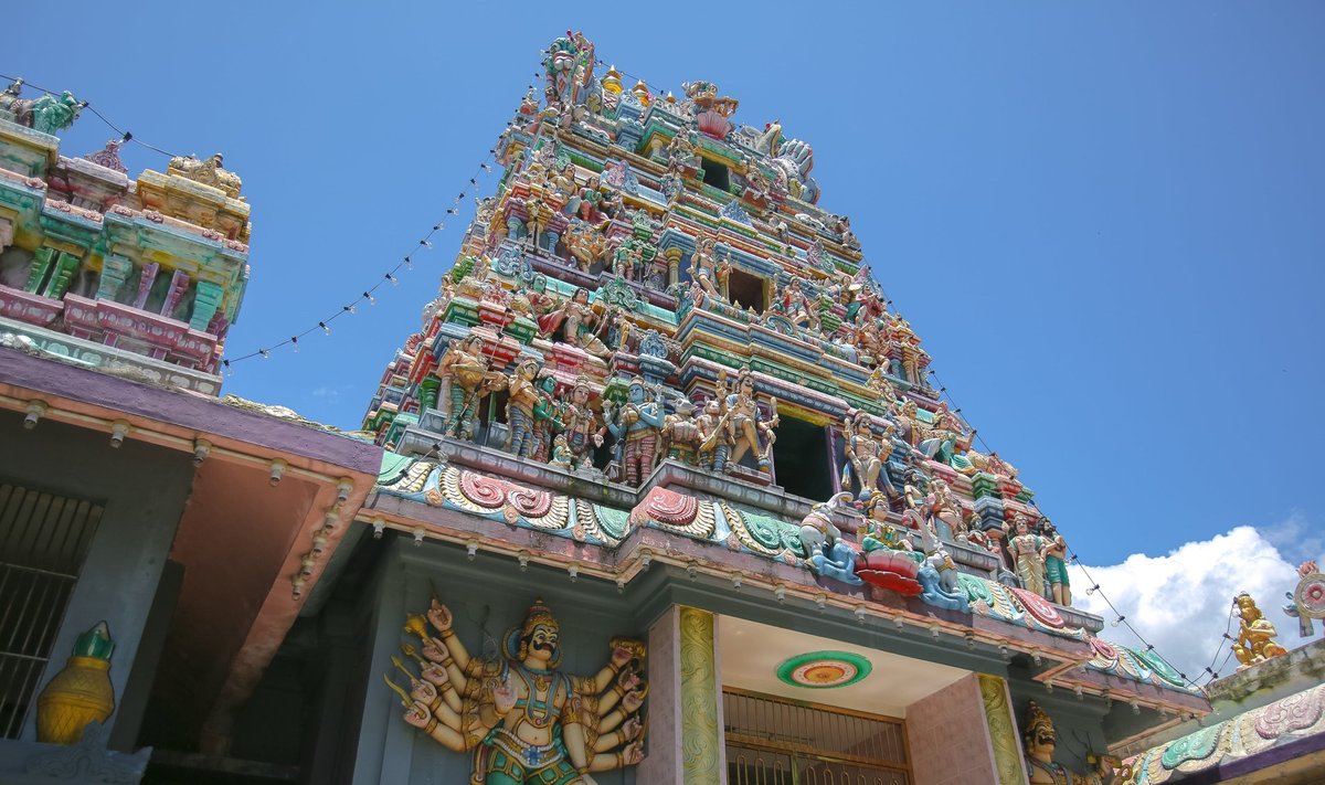 Kandariya Mahadeva šventyklos skulptūros
