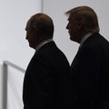 „The Financial Times“: Trumpas ir jo pakalikai ketina Putinui padovanoti nepelnytą pergalę