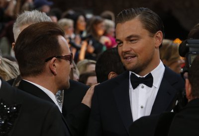 Bono ir Leonardo DiCaprio