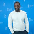 Britas Idrisas Elba pakurstė kalbas, kad vaidins legendinį agentą 007