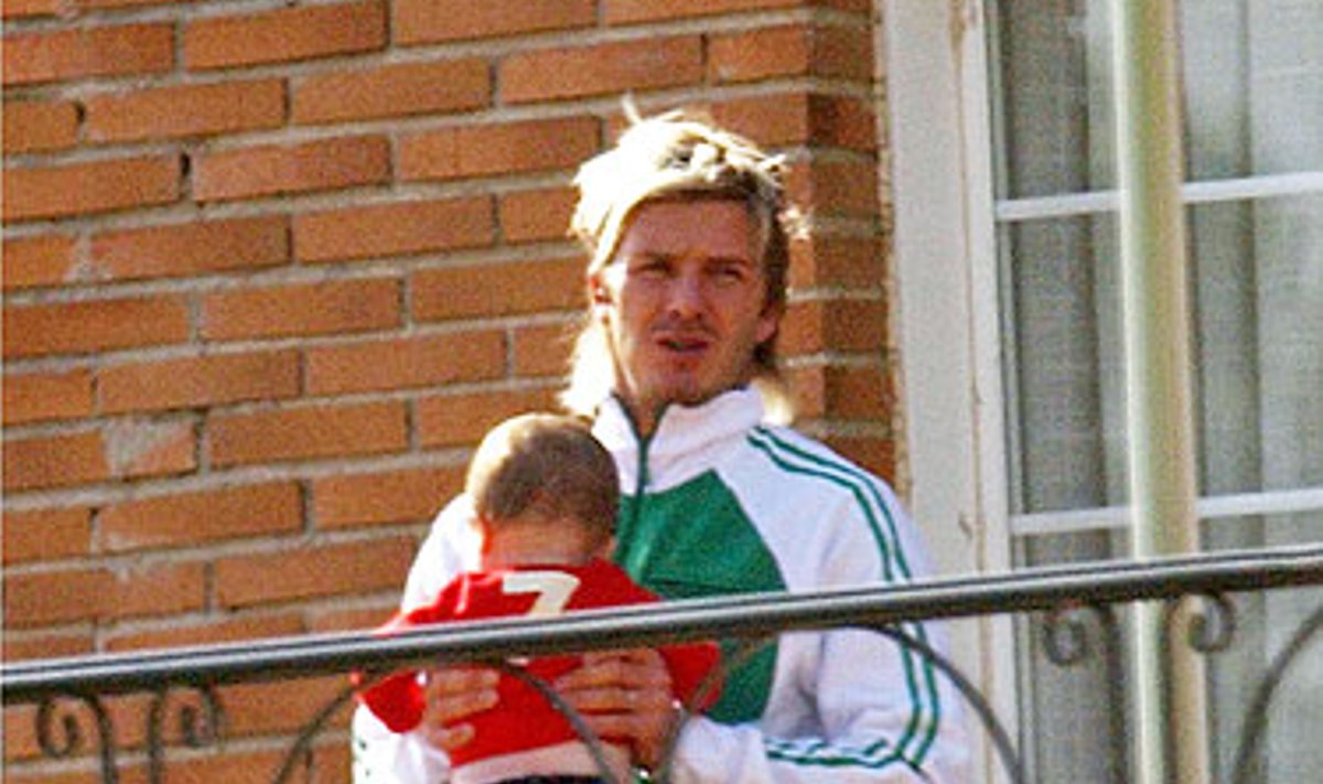 Davidas Beckhamas su sūnumi 