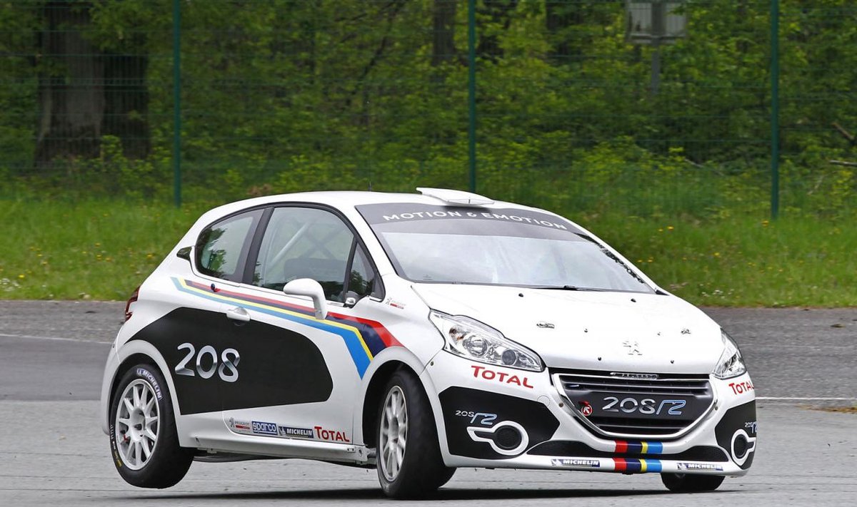 Peugeot 208 R2: pramogai ir sportui