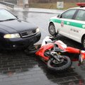 Nukentėjo Vilniaus centru lėkęs motociklininkas užsienietis