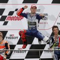 MotoGP: Australijoje - J. Lorenzo pergalė ir M. Marquezo diskvalifikacija
