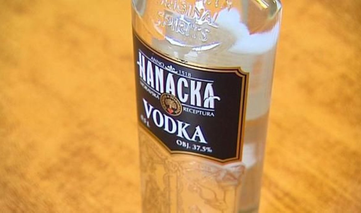 Pavojingas čekiškas alkoholis