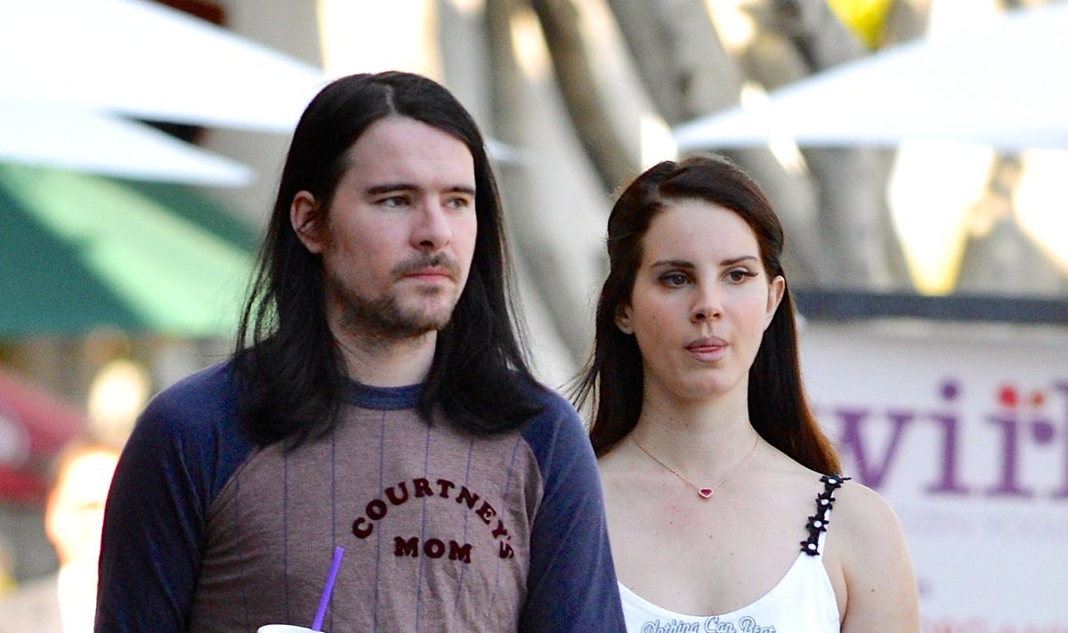 Barrie-Jamesas O'Neillas ir Lana Del Rey