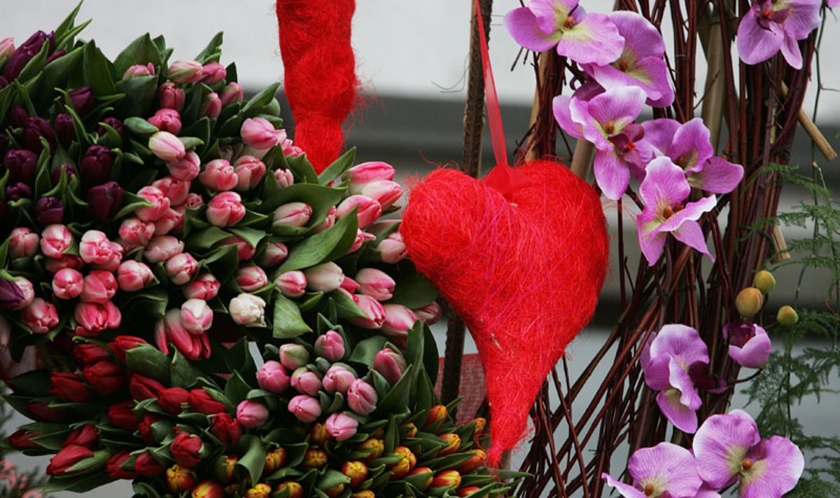 Gėlių širdis Šv. Valentino dienos progą.
