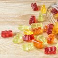 Ką vertėtų žinoti prieš perkant vitaminus guminukus: jie tinka ne visiems