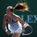 Antrą WTA serijos teniso turnyro JAV pusfinalio porą sudarys baltarusė ir čekė