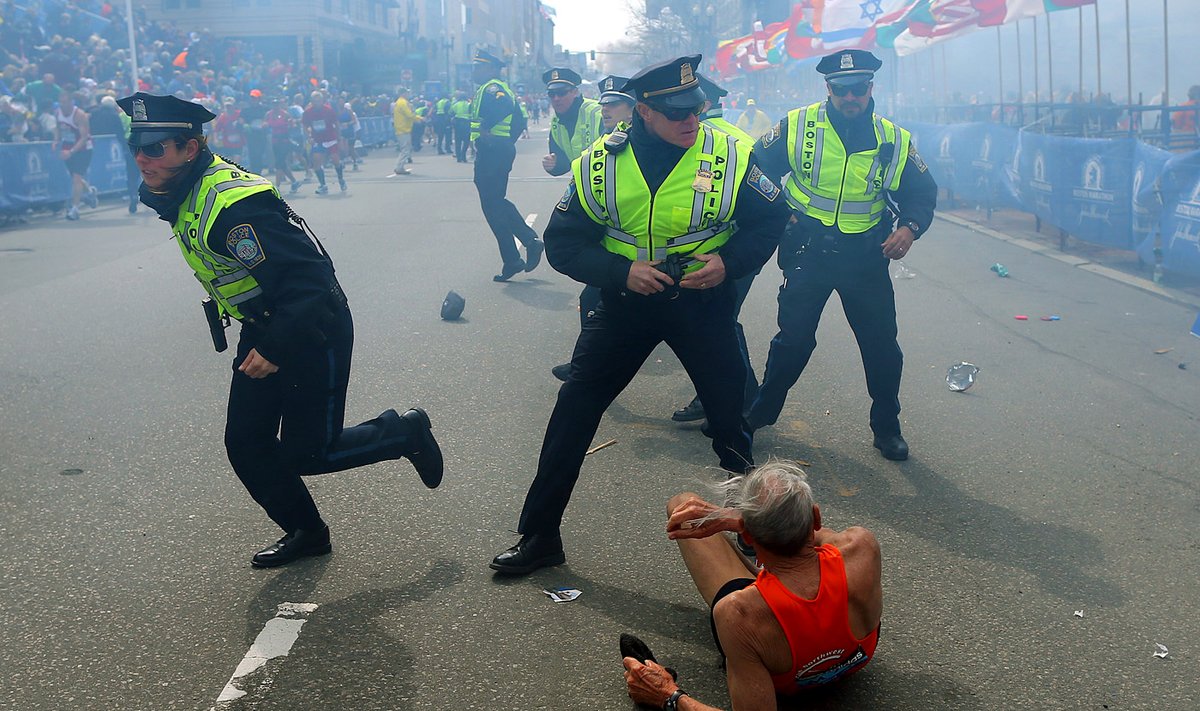 Bostono maratono metu griaudėjo sprogimai