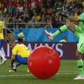 Brazilijos vartininkas pralinksmino „Liverpool“ fanus: pirkite jį greičiau!