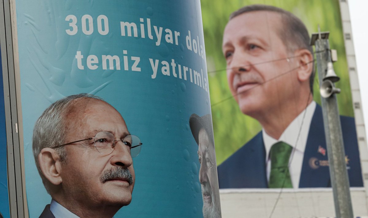 Kemalio cir Recepo Tayyipo Erdoğano rinkiminiai plakatai