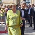 Merkel už pabėgėlių priėmimą skirtas UNESCO taikos apdovanojimas