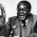 Zimbabvės prezidentas suteikė Mugabe „nacionalinio didvyrio“ statusą