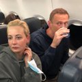 Kremliaus kritiko Navalno žmona Julija išvyko į Vokietiją