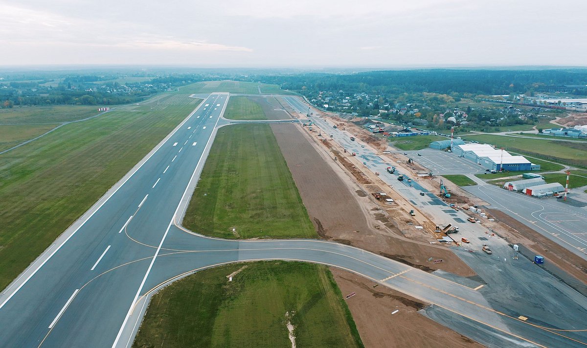 Vilniaus oro uoste atnaujinti riedėjimo takai
