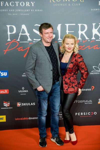 Marius Jampolskis su žmona Renata